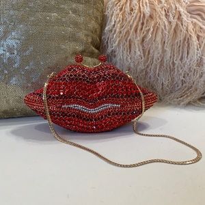 ❤️VDAY❤️Sparkling Lips Crystal Clutch Purse 👄